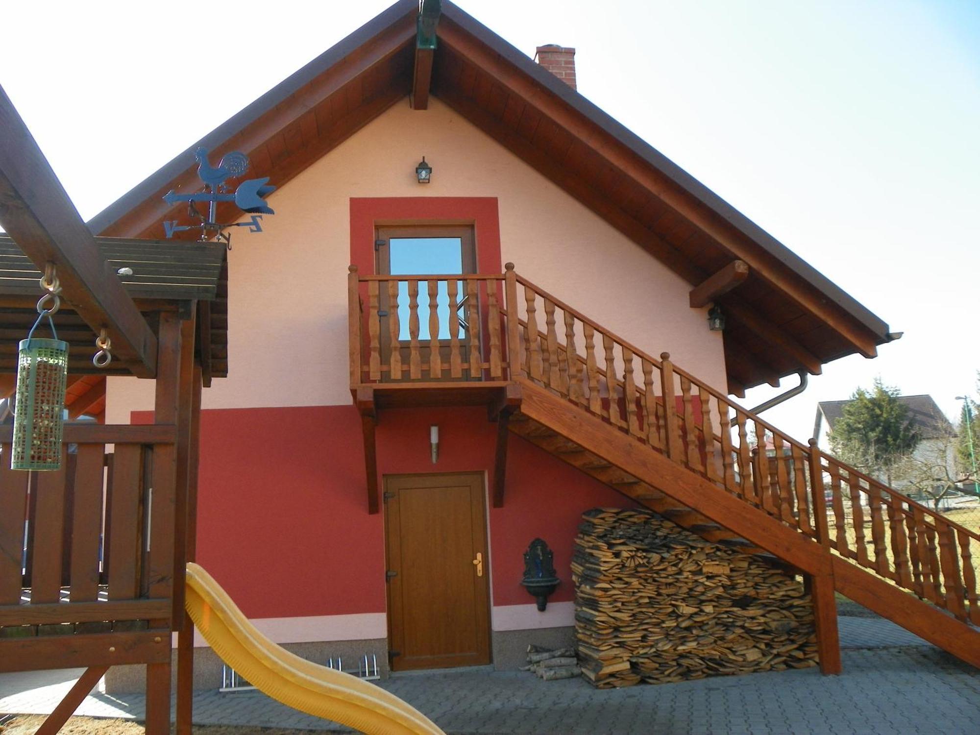 Hostinec A Penzion U Sv. Mikulase Hať Εξωτερικό φωτογραφία